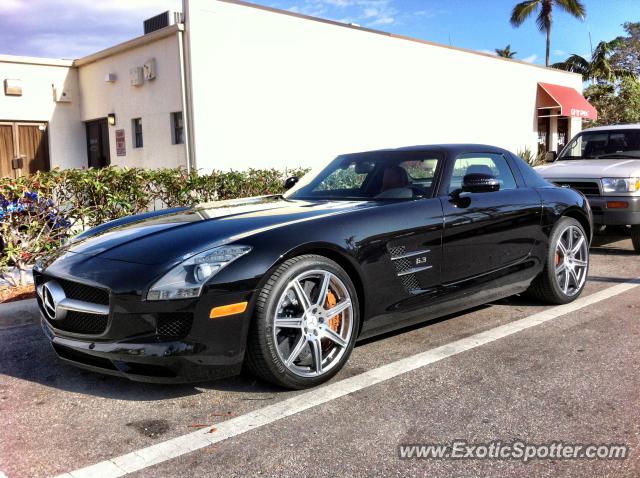 Mercedes SLS AMG spotted in Naples, Florida