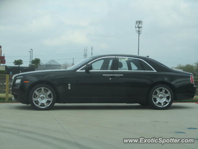 Rolls Royce Ghost spotted in Dallas, Texas