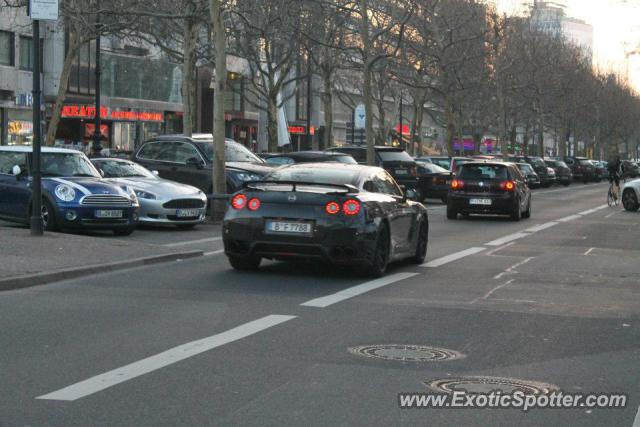 Aston Martin DB9 spotted in Berlin, Germany