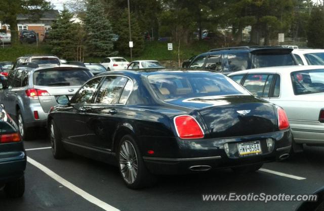 Bentley Continental spotted in Philadelphia, Pennsylvania