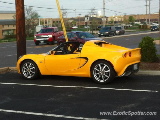 Lotus Elise spotted in St. Louis, Missouri