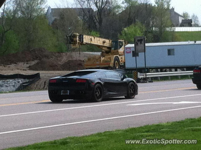 Lamborghini Gallardo spotted in St. Louis, Missouri