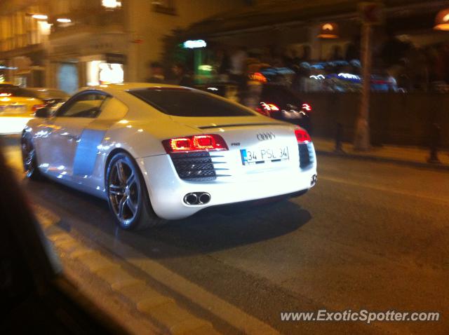 Audi R8 spotted in Istanbul, Turkey