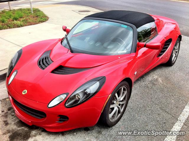 Lotus Elise spotted in Atlanta, Georgia