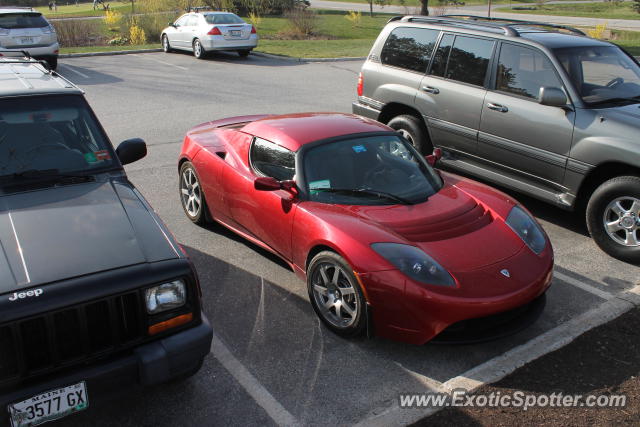 Tesla Roadster spotted in Falmouth, Maine