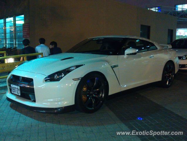 Nissan Skyline spotted in Kaohsiung, Taiwan