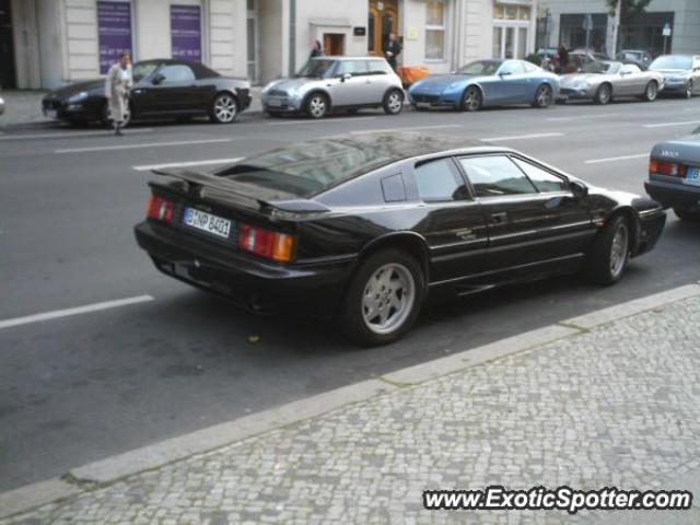 Lotus Esprit spotted in Berlin, Germany