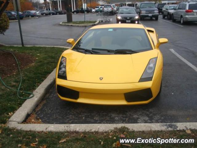 Lamborghini Gallardo spotted in Hinsdale, Illinois