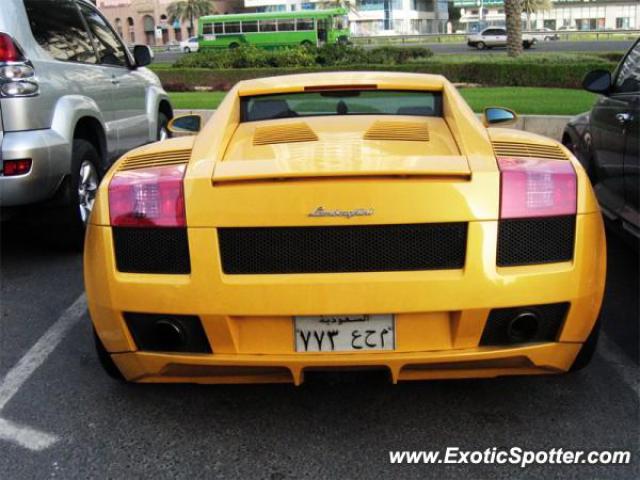 Lamborghini Gallardo spotted in Dubai, United Arab Emirates