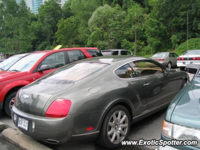 Bentley Continental spotted in Niagara falls, Canada