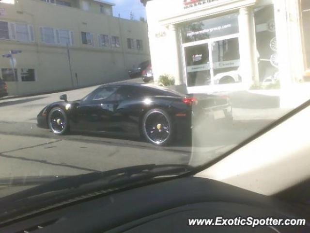 Ferrari Enzo spotted in KUWAIT, Kuwait