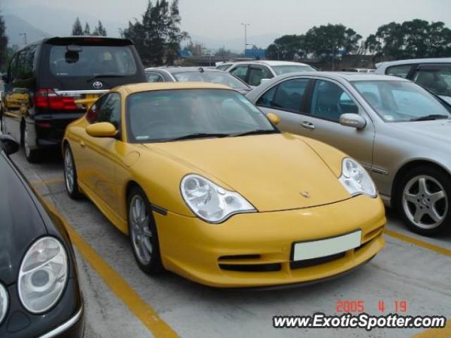 Porsche 911 GT3 spotted in Hong Kong, China