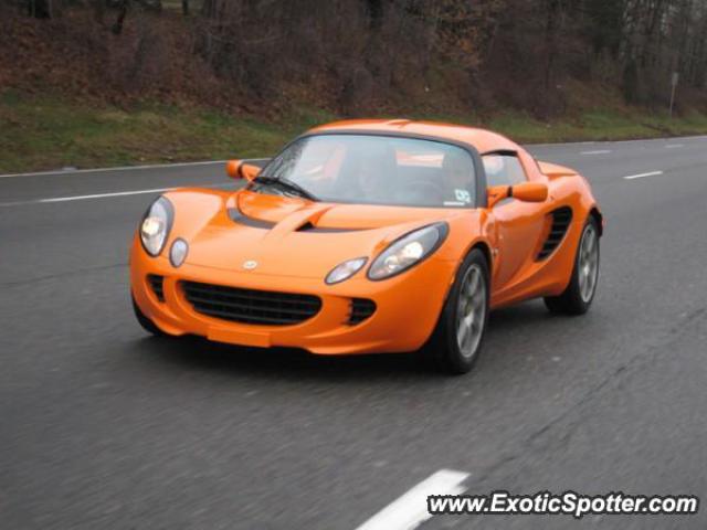 Lotus Elise spotted in Union, New Jersey