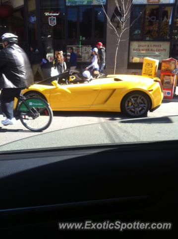 Lamborghini Gallardo spotted in Toronto, Canada