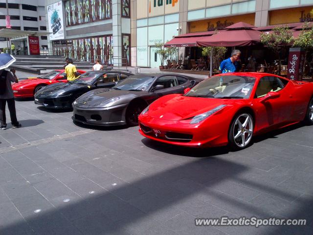 Ferrari 458 Italia spotted in The Pavilion, Malaysia