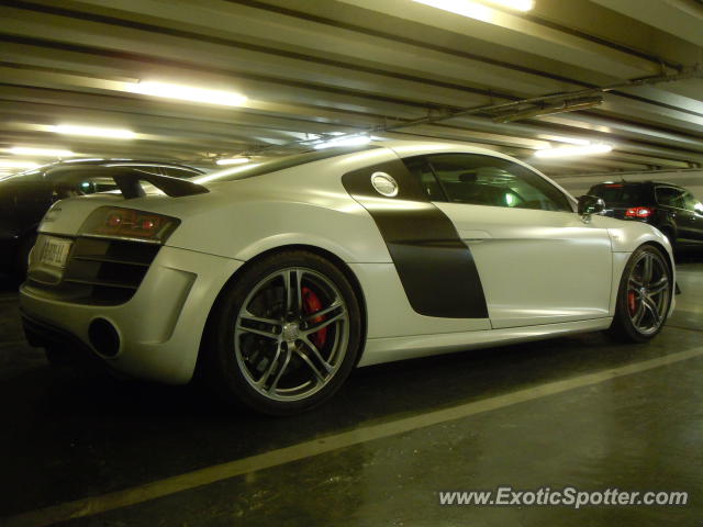 Audi R8 spotted in Paris, France