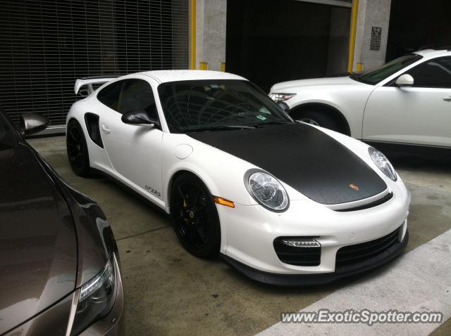 Porsche 911 GT2 spotted in Miami, Florida