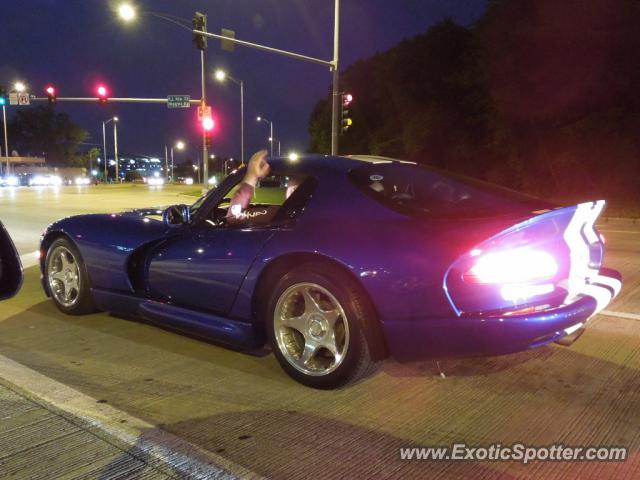 Dodge Viper spotted in Barrington, Illinois