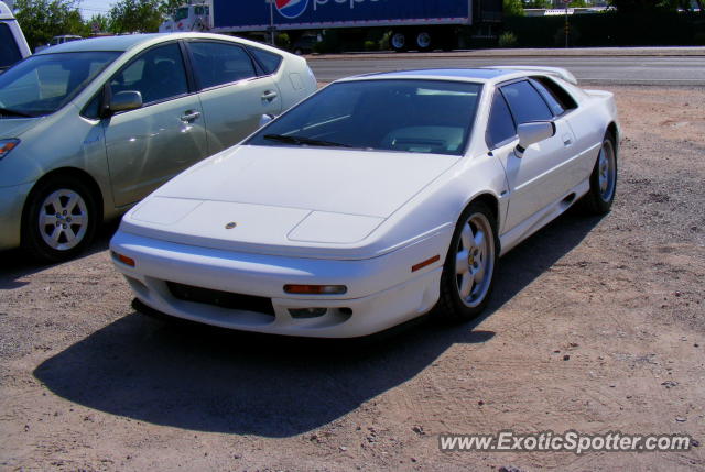 Lotus Esprit spotted in Tucson, Arizona