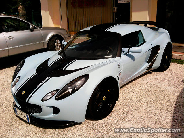 Lotus Exige spotted in Vittorio Veneto, Italy