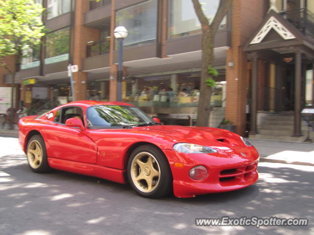 Dodge Viper spotted in Toronto, Canada