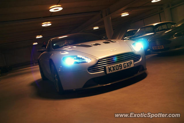 Aston Martin Vantage spotted in Londen, United Kingdom