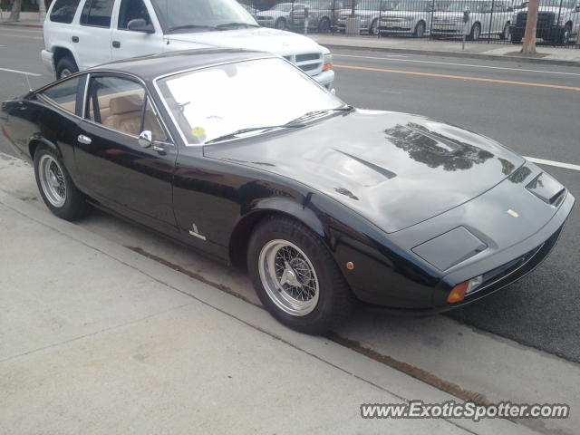 Ferrari 365 GT spotted in Santa Monica, California