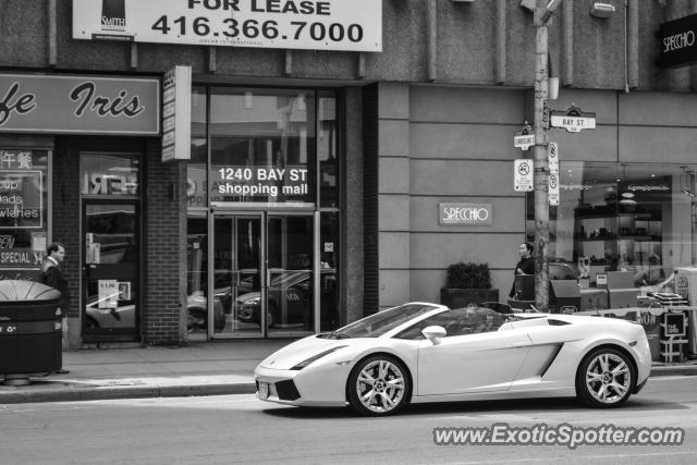 Lamborghini Gallardo spotted in Toronto, Canada