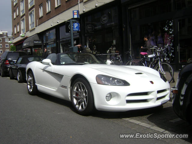 Dodge Viper spotted in Rotterdam, Netherlands
