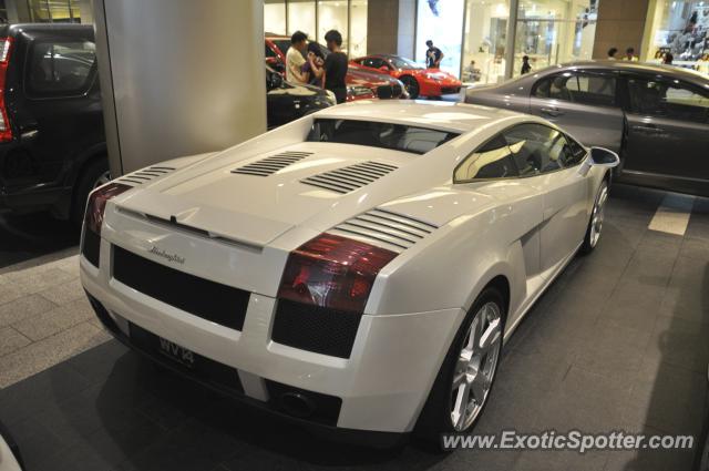 Lamborghini Gallardo spotted in Bukit Bintang KL, Malaysia