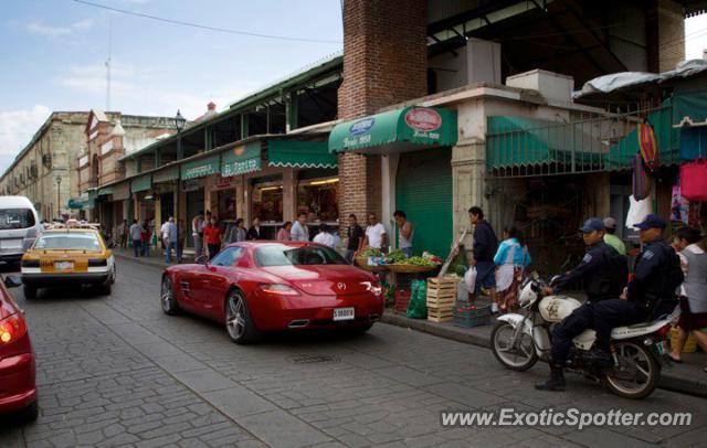 Mercedes SLS AMG spotted in Oaxaca, Mexico