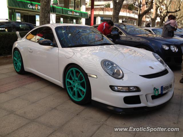 Porsche 911 GT3 spotted in Tarragona, Spain