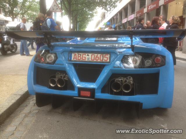 Gumpert Apollo spotted in Le Mans, France