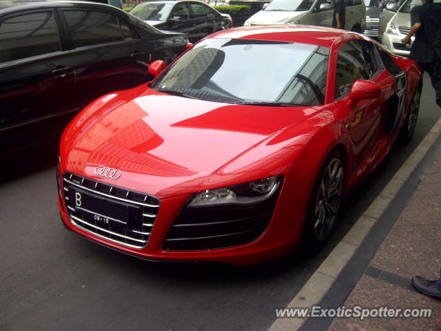 Audi R8 spotted in Jakarta, Indonesia