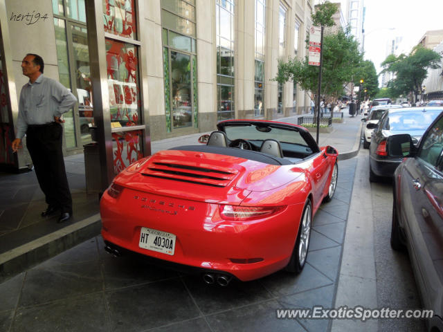 Porsche 911 spotted in Chicago, Illinois