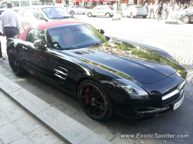 Mercedes SLS AMG spotted in Paris, France