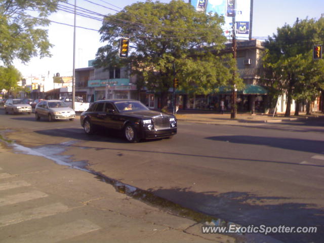 Rolls Royce Phantom spotted in Rosario, Argentina
