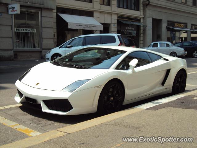 Lamborghini Gallardo spotted in Zurich, Switzerland