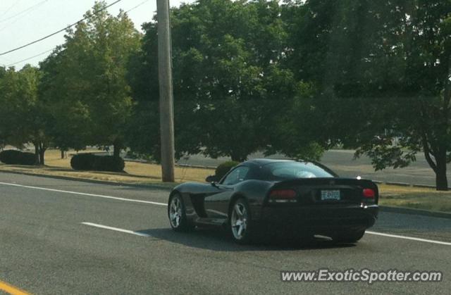 Dodge Viper spotted in St. Louis, Missouri