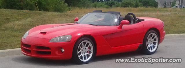 Dodge Viper spotted in Fishers, Indiana