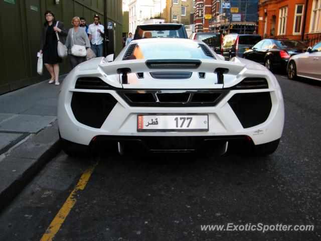 Mclaren MP4-12C spotted in London, United Kingdom