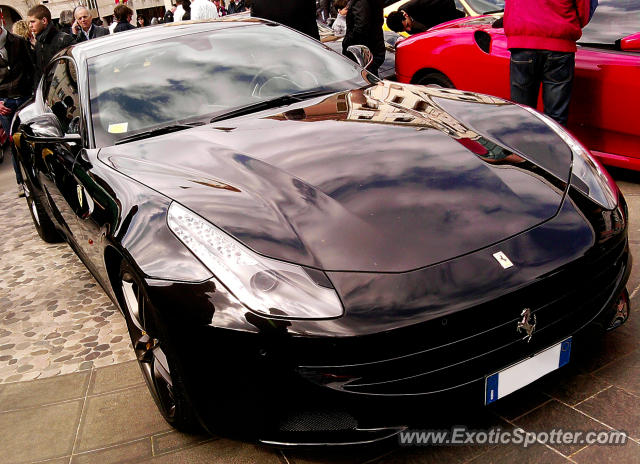 Ferrari FF spotted in Oderzo, Italy