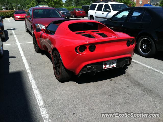 Lotus Elise spotted in Indianapolis, Indiana