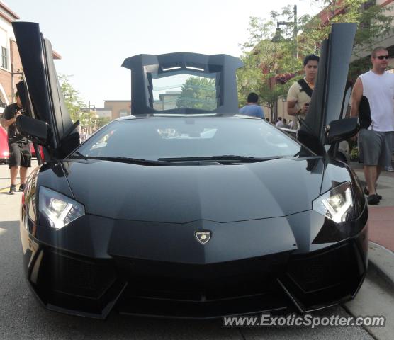 Lamborghini Aventador spotted in Boilingbrook, Illinois