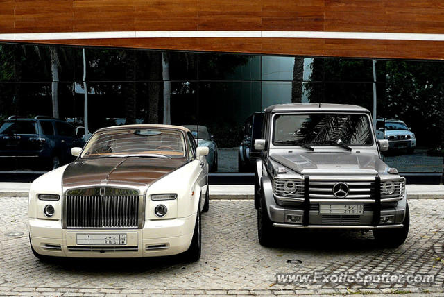 Rolls Royce Phantom spotted in Abu dhabi, United Arab Emirates