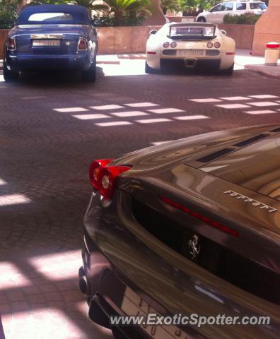 Bugatti Veyron spotted in Jeddah, Saudi Arabia
