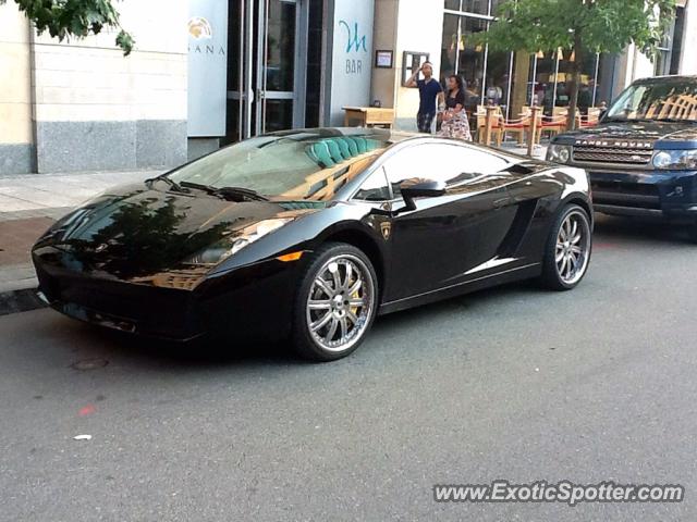 Lamborghini Gallardo spotted in Boston, Massachusetts