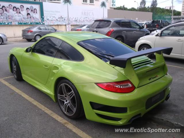 Porsche 911 GT3 spotted in Kuala Lumpur, Malaysia