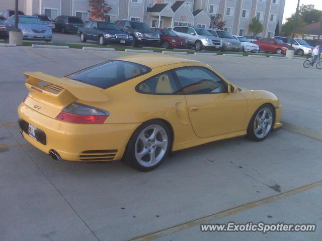 Porsche 911 GT2 spotted in Springfield, Illinois