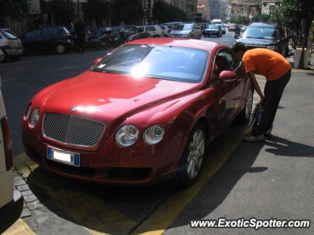 Bentley Continental spotted in ROMA, Italy